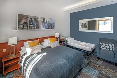 Twin Room with Extra Bed