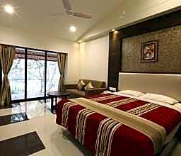 Hotel Usha Ascot