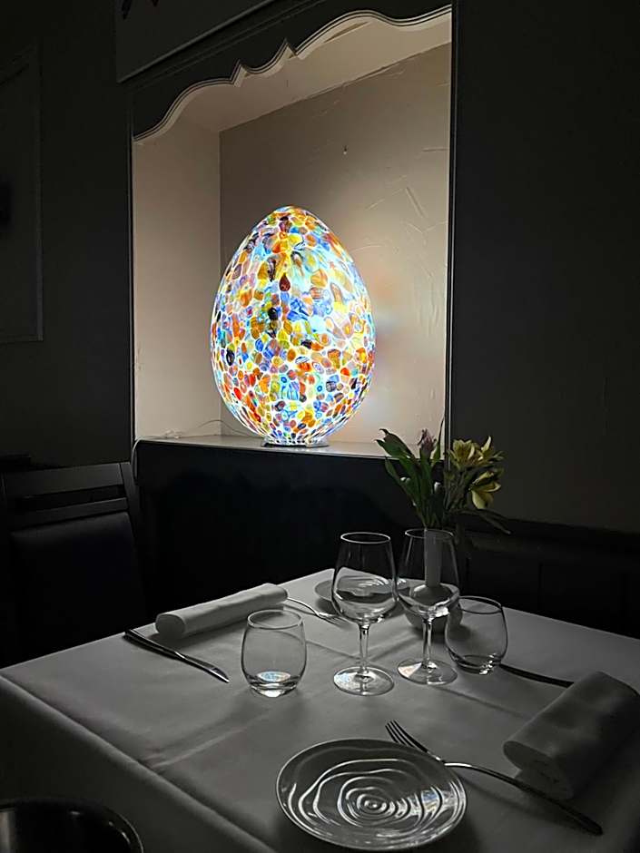 Logis Hôtel Restaurant La Vieille Auberge, Art and Gallery
