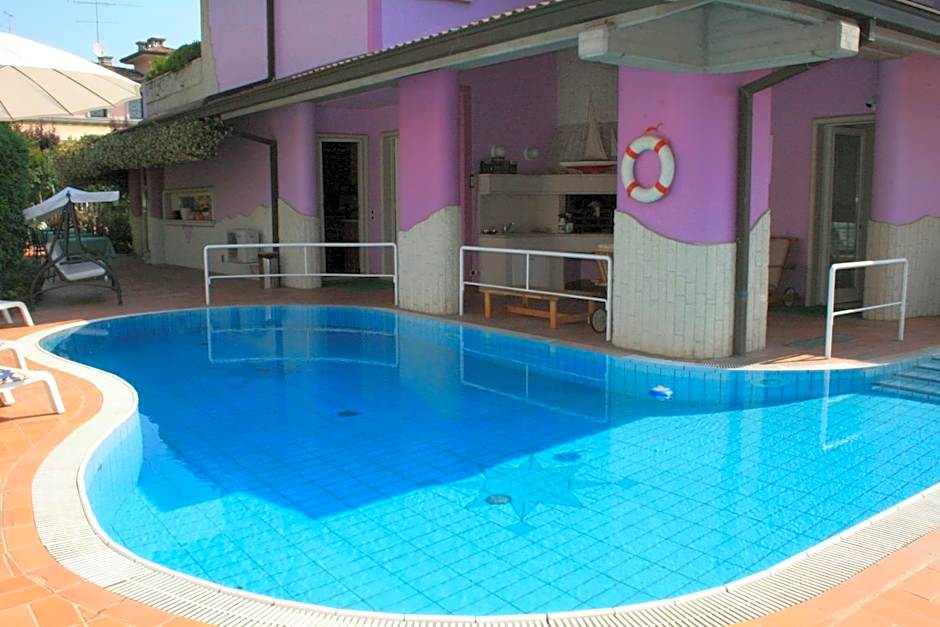 HOTEL Villa Lilla