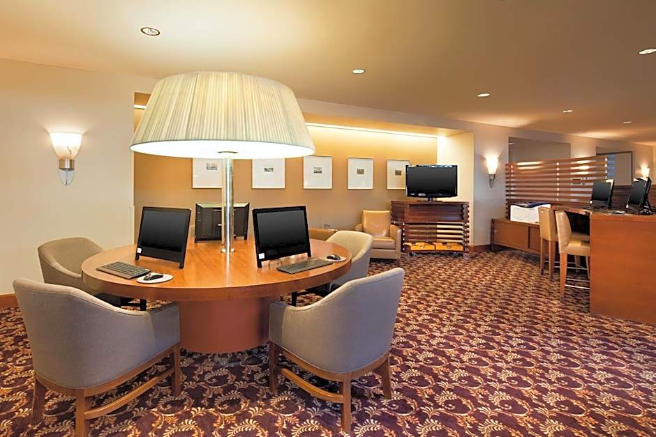 Sheraton Grand Sacramento Hotel