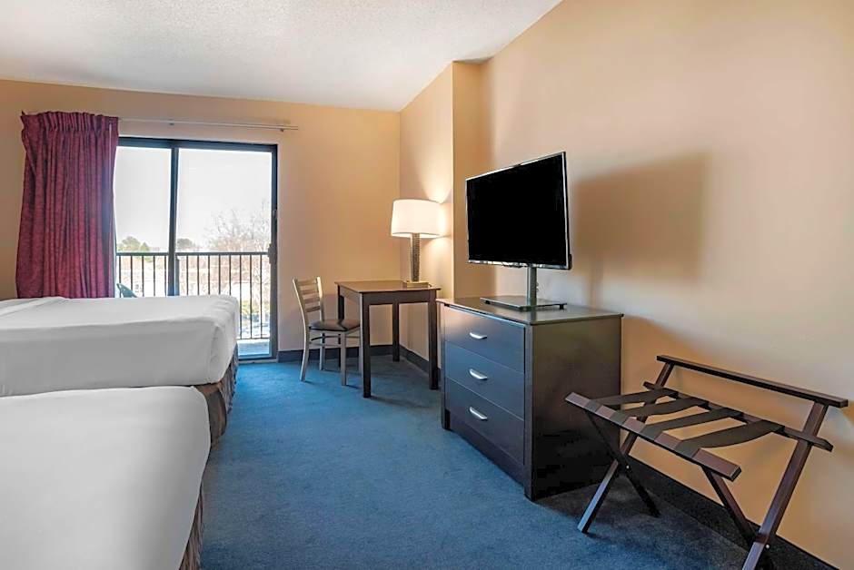 Econo Lodge Inn & Suites Rehoboth Beach