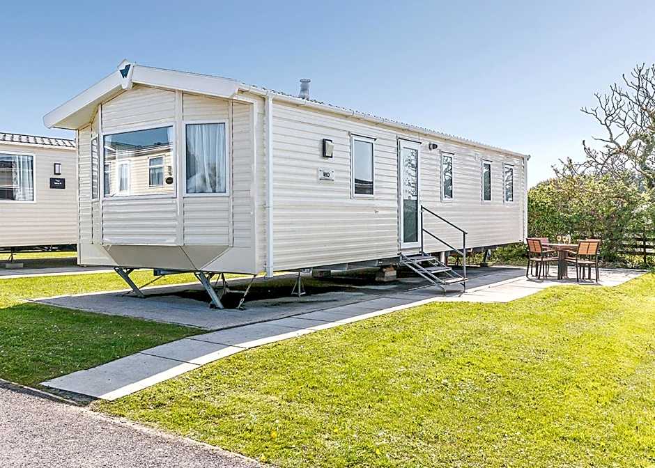 Meadow House Holiday Park