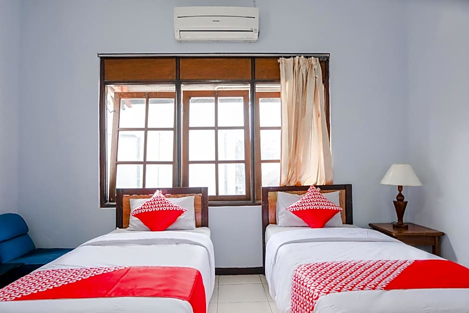 Hotel O Arjosari Near Plaza Araya Formerly Hotel Nugraha