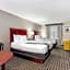 La Quinta Inn & Suites by Wyndham Indianapolis South