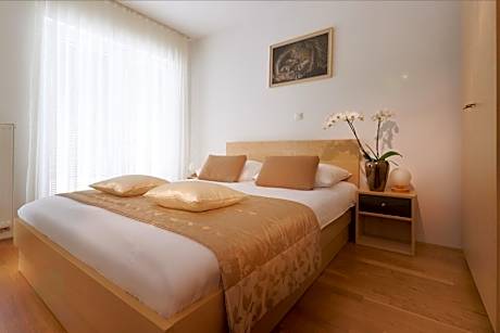 Postojna Cave Rooms & Apartments Proteus