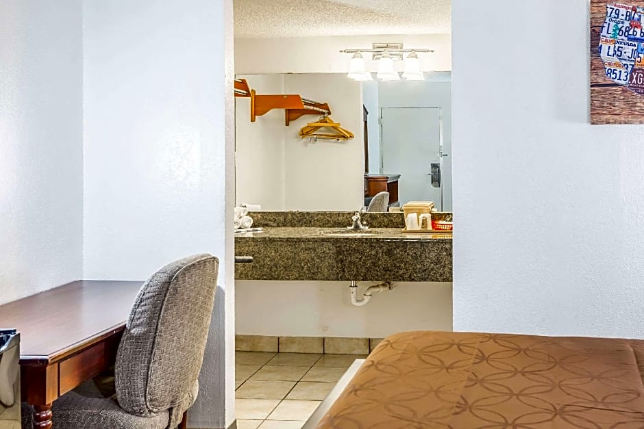 Econo Lodge