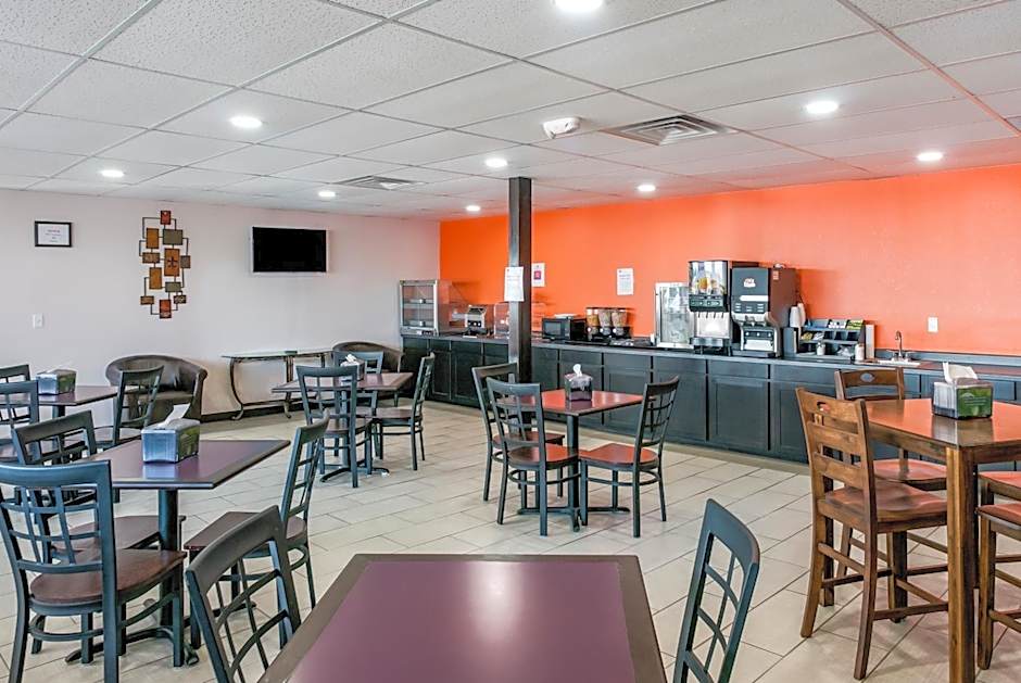 Suburban Studios Neenah-Appleton