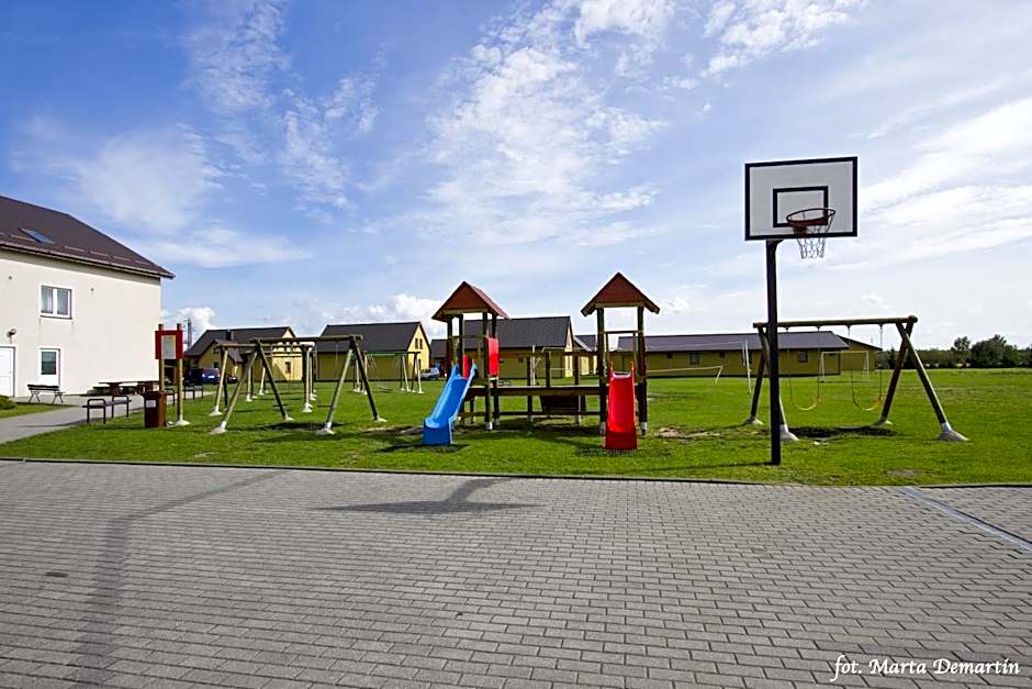 Ośrodek Kolonijno - Wypoczynkowy Ania