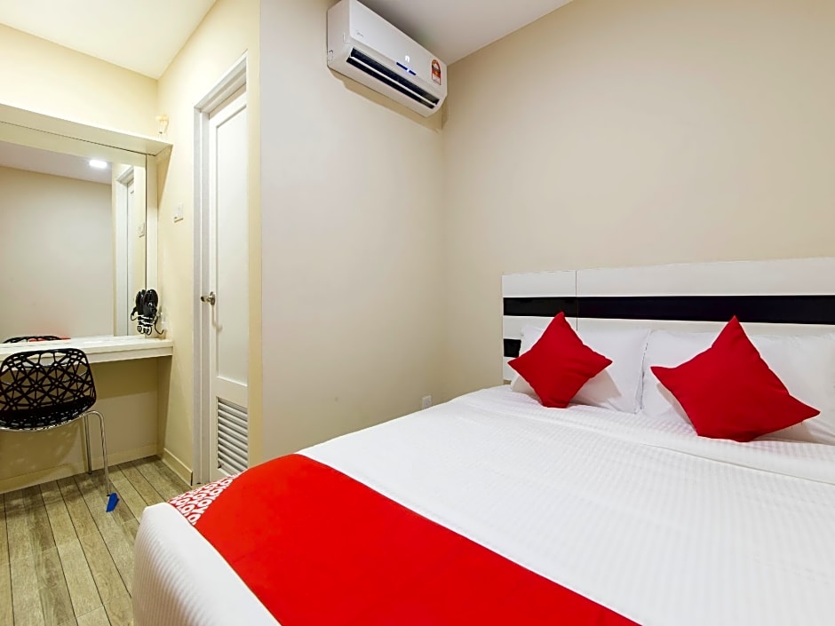 SUPER OYO 1145 Lea Guest House & Cafe