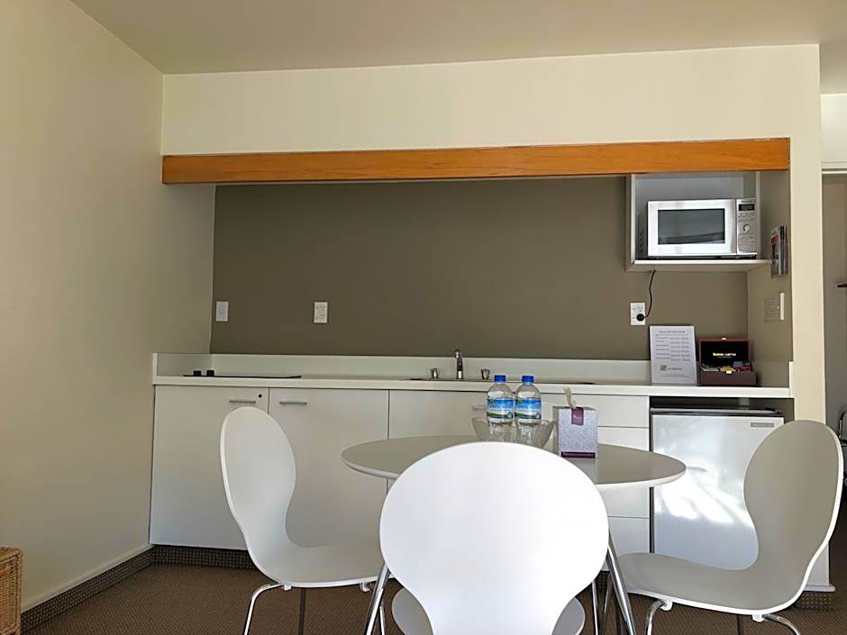 Amity Serviced Apartments