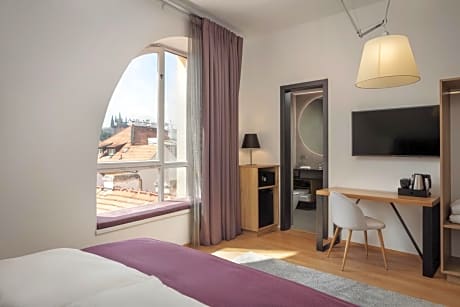Executive Double Room with Prague Castle View