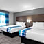 La Quinta Inn & Suites by Wyndham Indianapolis Airport Executive
