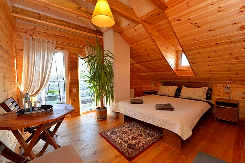 Žuvienės Pašiūrė