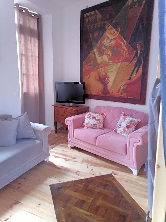 Le couvent des Capucines - Dortoir vélo Via Rhona - Les petites Féés