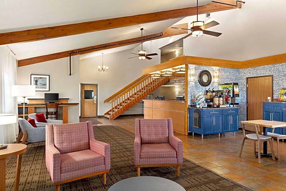 AmericInn by Wyndham Roseau