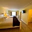 Hollywood Celebrity Hotel