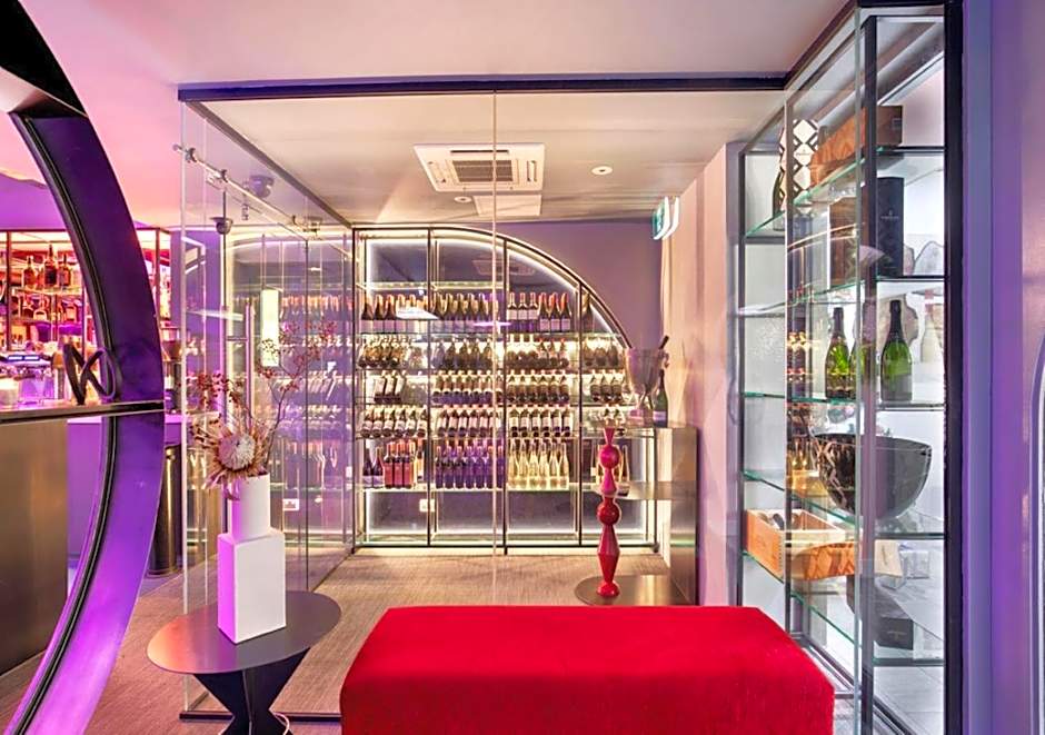 The Metropolitan Spring Hill