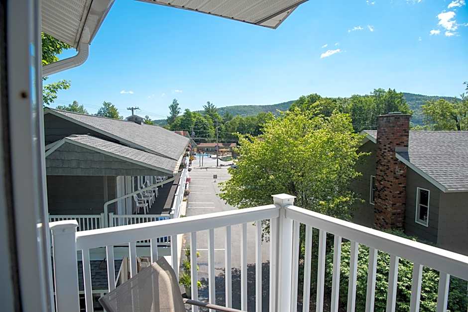 Adirondack Retreat Inn & Suites