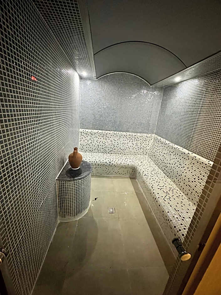 SiDE GOLDEN ROCK HOTEL&SPA