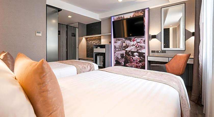 Aspira Gems Center Silom