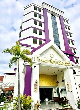 Ayothaya Riverside Hotel