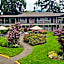 Village Inn