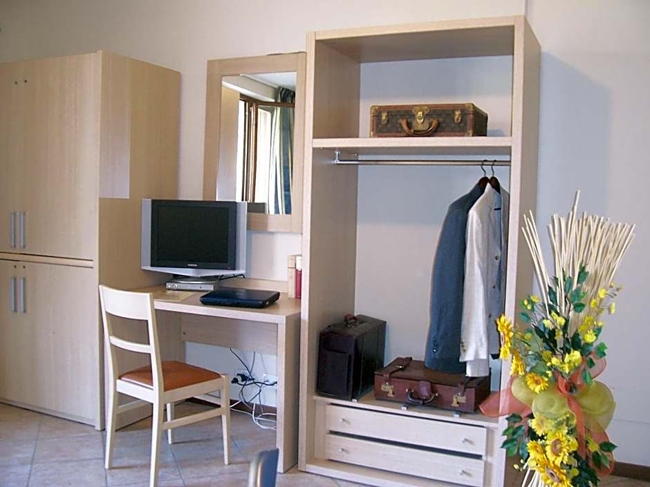 Hotel Ristorante Tre Leoni