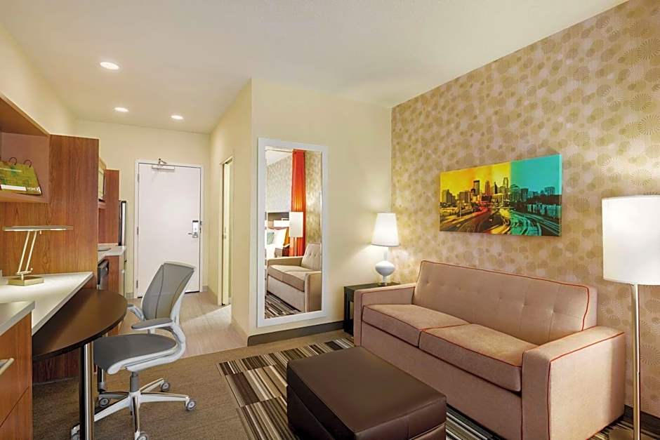 Home2 Suites by Hilton Minneapolis Bloomington