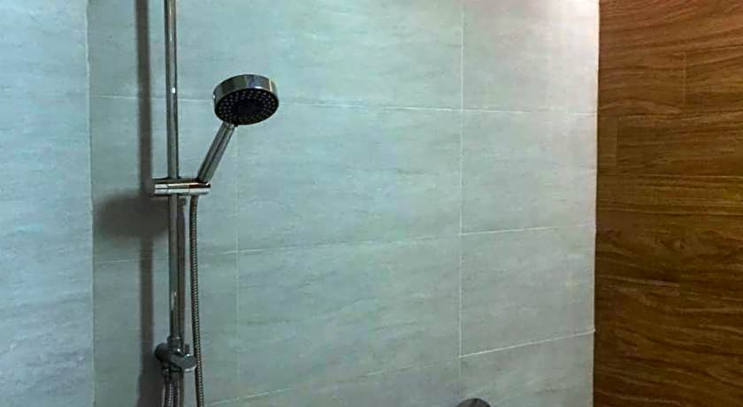 Madera Residence Sriracha