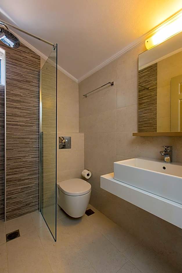 Trefon Hotel Apartments and Family Suites
