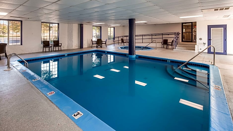 Charlevoix Inn  Suites SureStay Collection by Best Western