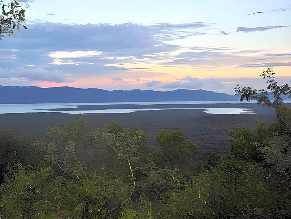 Shayamoya Tiger Fishing And Game Lodge