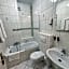 Yasha Hotel