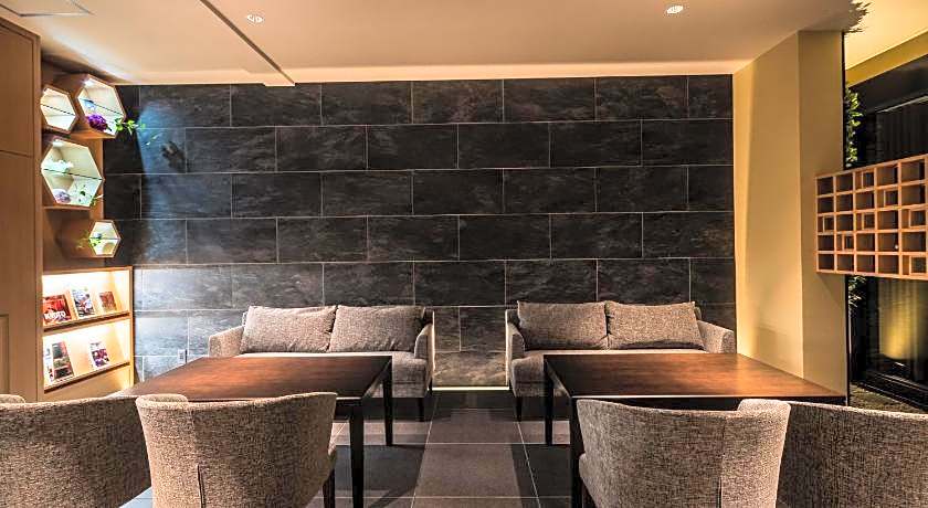 Kyoto Shinmachi Rokkaku Hotel Grandereverie