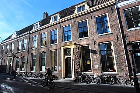 Strowis Hostel