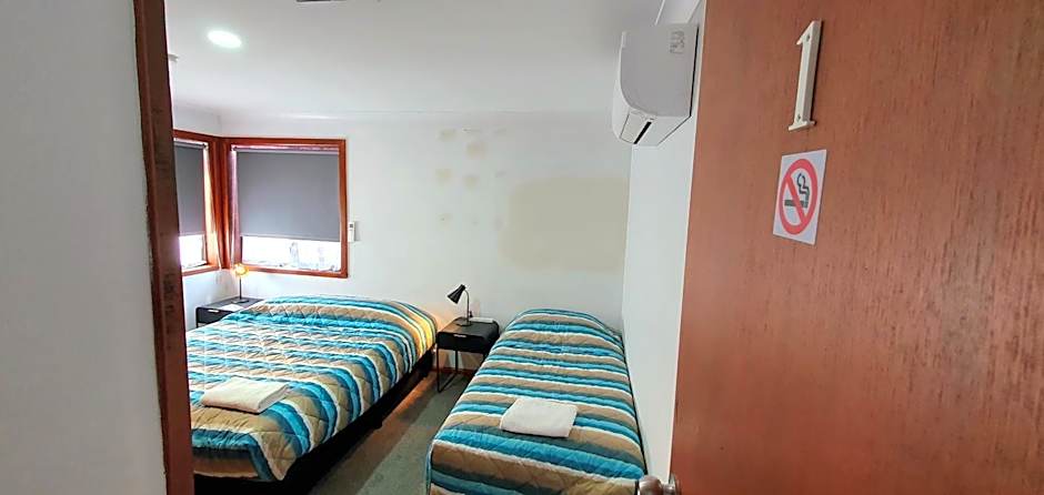 Goldrush Motel Young CBD