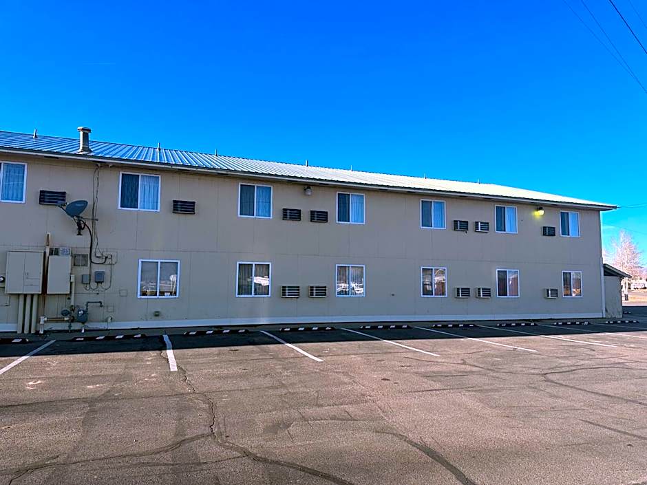 Days Inn & Suites by Wyndham Gunnison