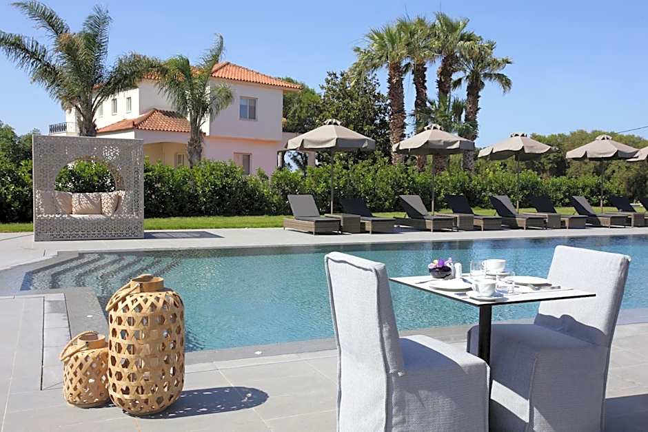 Lagouvardos Village Hotel