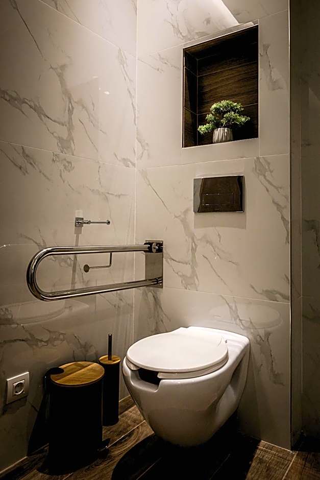 Naias Nemeia Luxury Rooms