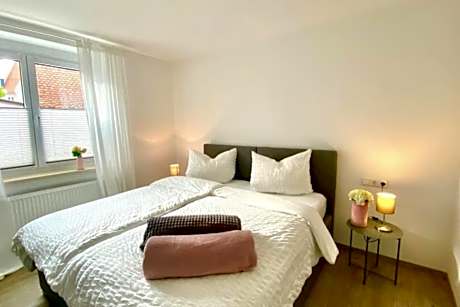 ST-Apartment Charming 1 mit Terrasse und Garten, 3 Zimmer in Geislingen