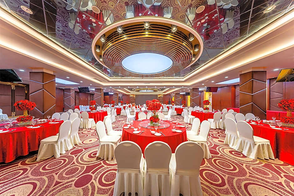 Holiday Inn Wuhan Riverside By IHG