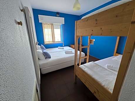 Quadruple Room with Private Bathroom