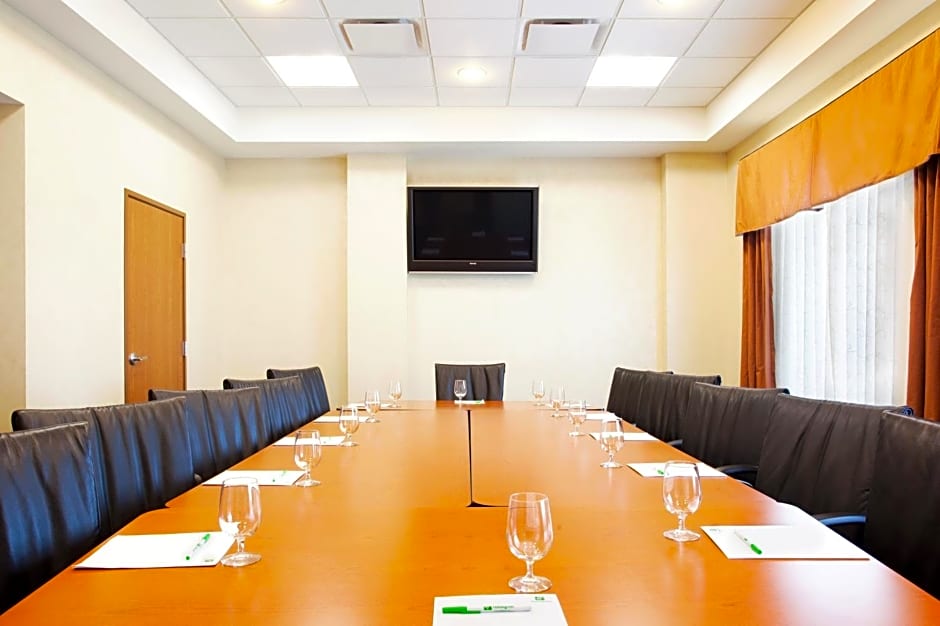 Holiday Inn Battle Creek By IHG