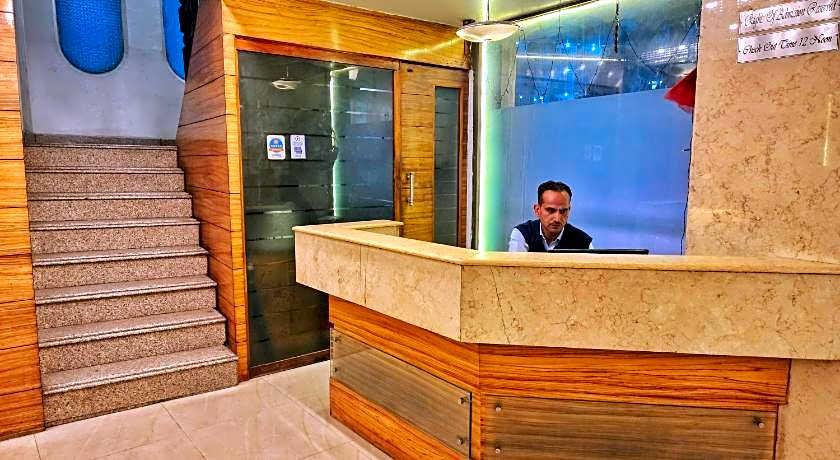 Hotel Surya