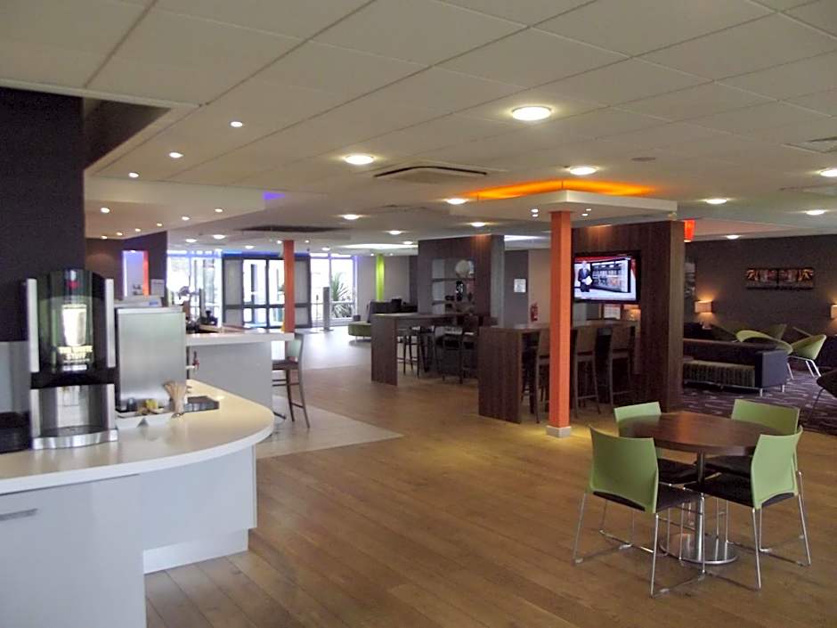 Holiday Inn Express Preston South By IHG