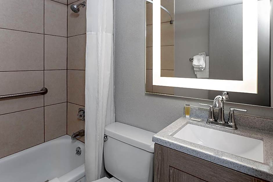 Days Inn by Wyndham Mason City