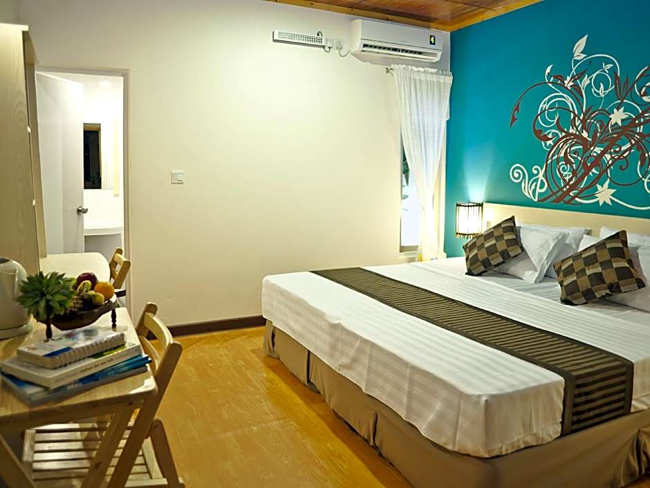 Stingray Beach Inn at Maafushi