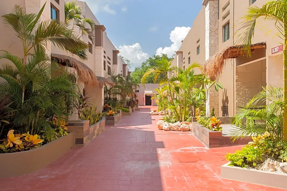 Casa Kaoba Hotel & Suites