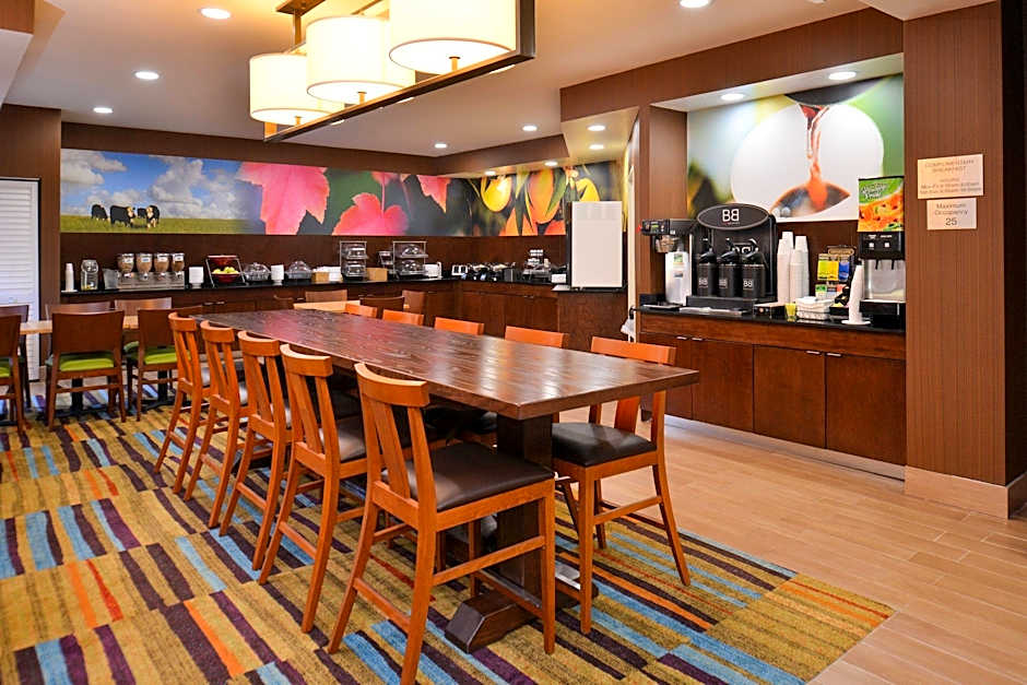 Fairfield Inn By Marriott Louisville North – Jeffersonville, IN